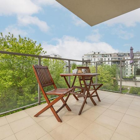 City Apartment With Parking Near Metro Mlociny By Noclegi Renters Warsaw Exterior photo